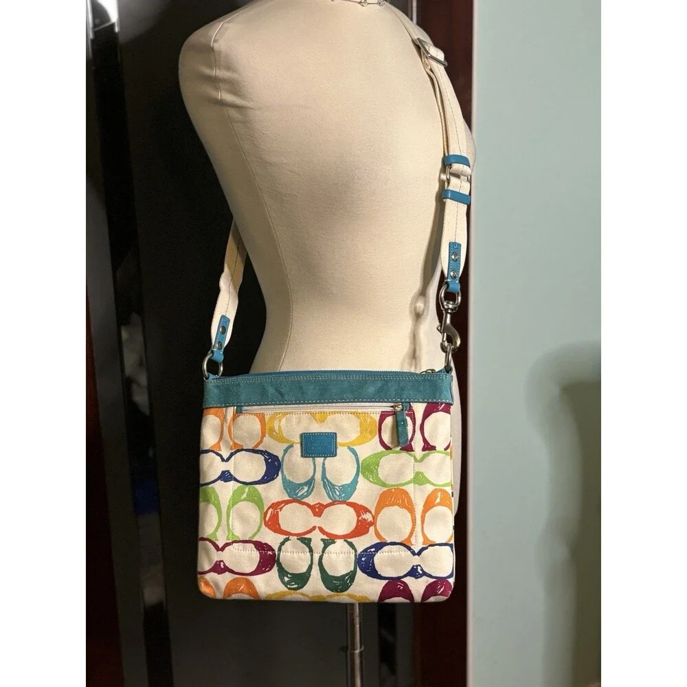 COACH Y2K 2005 Vintage Logo Hamptons Scribble Demi Crossbody bag